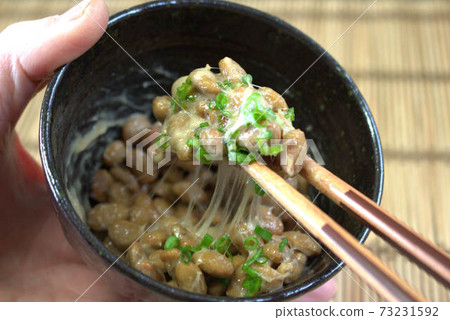 日常餐桌上的健康納豆 73231592