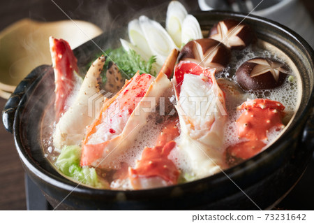 King crab hot pot 73231642