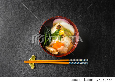 蔬菜煮年糕（zouni） 73232662