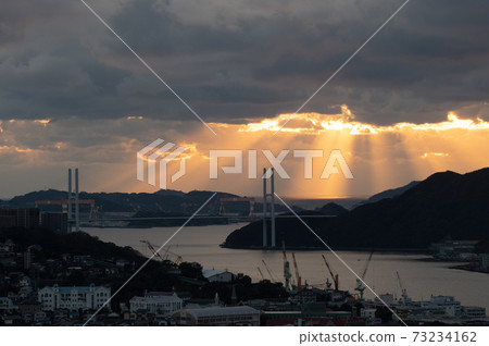 Twilight in the port city of Nagasaki Twilight in the port city of Nagasaki 73234162