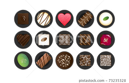 Valentine chocolate assortment 73235328