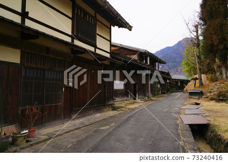 日本長野縣木曾郡中山道津鹿兒島 日本長野縣木曾郡中山道津鹿兒島 73240416
