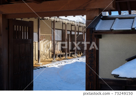 Samurai residence in the middle of the Edo period (snow scene) Samurai residence in the middle of the Edo period (snow scene) 73249150