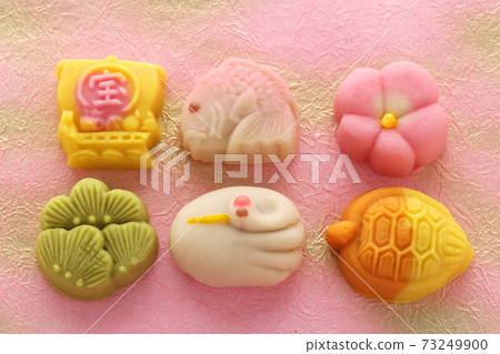 Japanese traditional celebrations and gift sweets 73249900