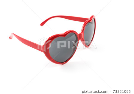 Red heart shaped sunglasses 73251095