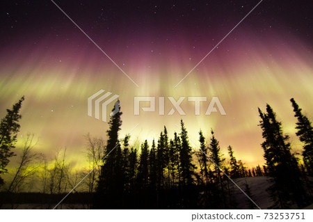 帷幕般的極光 帷幕般的極光 73253751