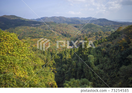 View from Ichibata Yakushi Dochu toward Mt. Juzen (Shimane Prefecture) View from Ichibata Yakushi Dochu toward Mt. Juzen (Shimane Prefecture) 73254585