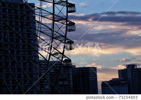 Yokohama Ferris wheel 16 Yokohama Ferris wheel 16 73254803