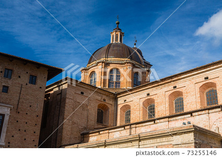 Duomo in Urbino, Italy Duomo in Urbino, Italy 73255146