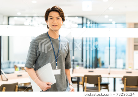 辦公室新普通商務PC工程師 73256124