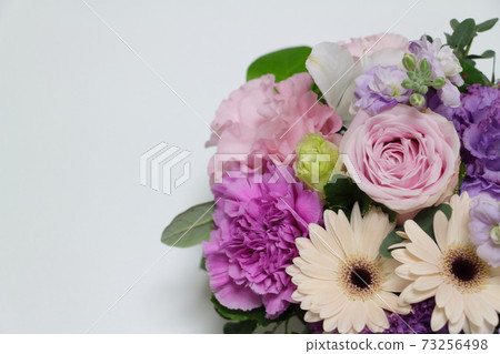 To loved ones ... To loved ones ... 73256498