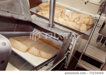 cookie making machine in the factory cookie making machine in the factory 73258569