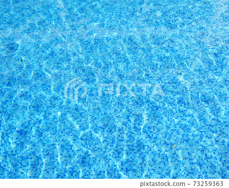 Pool water 73259363