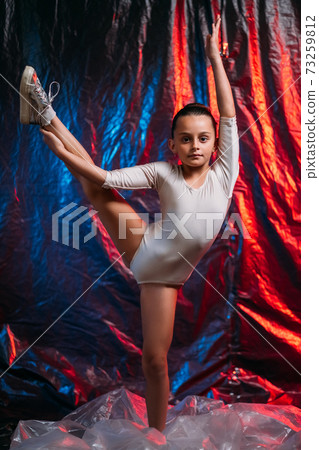 child ballet dance kid talent flexible small girl child ballet dance kid talent flexible small girl 73259812