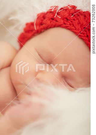 newborn girl sleeping 73262008