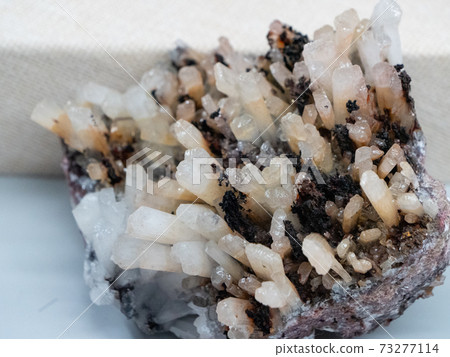 Hemimorphite collected in Mexico 73277114
