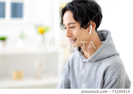 遠程辦公男性 73280914