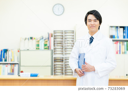 Hospital doctor medical Hospital doctor medical 73283069