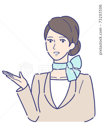 一個女人在圍巾和西服指導 一個女人在圍巾和西服指導 73283506