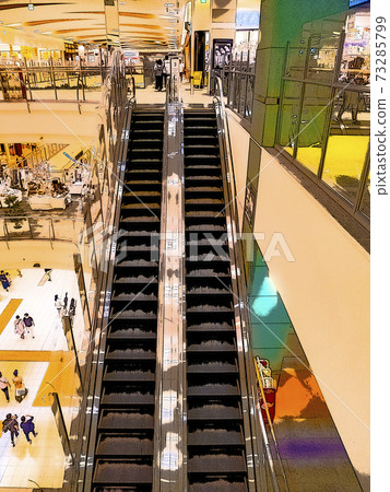 購物中心的插圖（驗證設施） 73285799