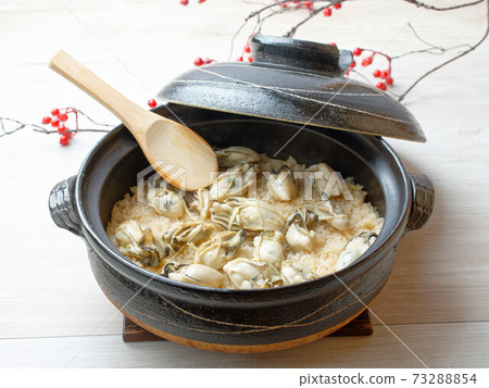 糙米,牡蠣米,牡蠣米,牡蠣米,牡蠣米,煲仔飯,煮熟的米飯,煮熟的牡蠣米飯。 糙米,牡蠣米,牡蠣米,牡蠣米,牡蠣米,煲仔飯,煮熟的米飯,煮熟的牡蠣米飯。 73288854