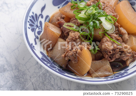 Braised beef streak 73290025