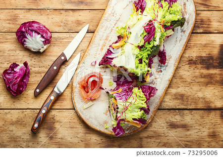 Paupiette from salad and fish 73295006