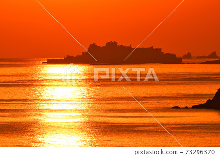 Evening view of warship island 73296370