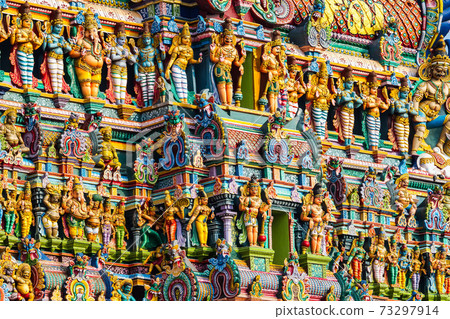 Meenakshi Sundareswarar Temple in Madurai.... - Stock Photo [73297914] -  PIXTA