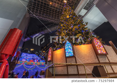 Christmas at Kyoto Station 73297984
