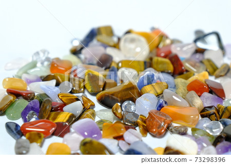 一堆珠寶 73298396