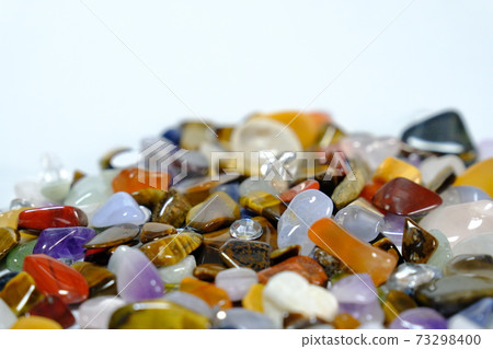 一堆珠寶 73298400