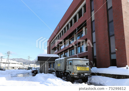 Reiwa 3rd year heavy snowfall disaster dispatch vehicle Type 73 heavy truck (Maruoka Town, Sakai City, Fukui Prefecture) 73299812