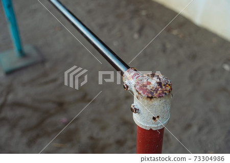 Horizontal bar park 73304986