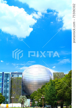 Scenery of Shirakawa Park and Nagoya City Science Museum in Nagoya 73306382