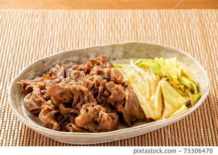 Yakiniku (Japanese black beef shoulder loin, sauce grilled). Yakiniku (Japanese black beef shoulder loin, sauce grilled). 73306470