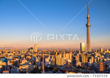 《東京》淺草的天空樹和夜景・東京的黃昏 《東京》淺草的天空樹和夜景・東京的黃昏 73307159