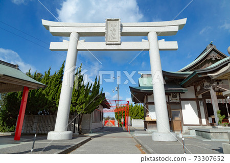 Taken in January 2021 Tsushima Shrine 73307652