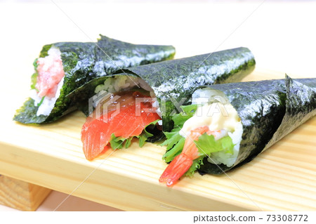 美味的手捲壽司 美味的手捲壽司 73308772