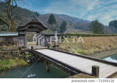 Karamon of Ichijodani Asakura Ruins, a historic site of the Warring States period in Fukui Prefecture Karamon of Ichijodani Asakura Ruins, a historic site of the Warring States period in Fukui Prefecture 73309116
