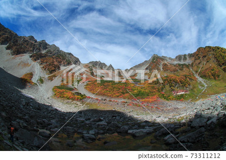 Fall dawn of autumn Fall dawn of autumn 73311212