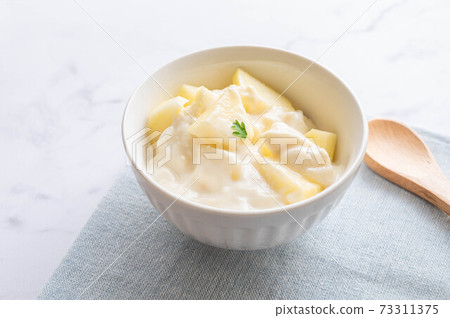 蘋果豆漿和酸奶 73311375
