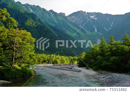 Oku Hotakadake and Azusa River from Kamikochi 73311882