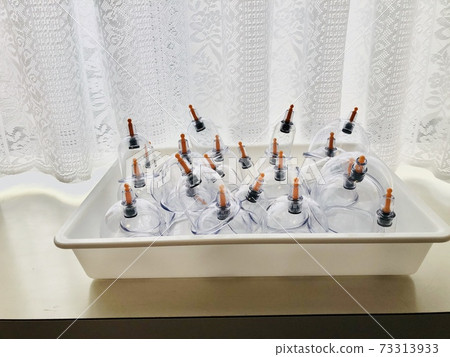 Cupping Cupping 73313933