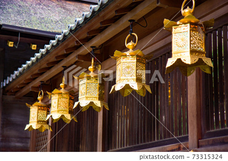 Hiraoka Shrine in Higashi Osaka City, Osaka Prefecture 73315324