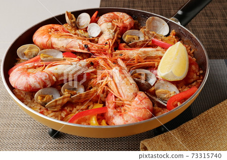 paella  73315740
