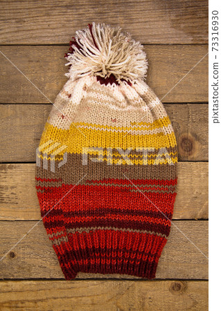 Handmade wool knitted winter hat and scarf 73316930