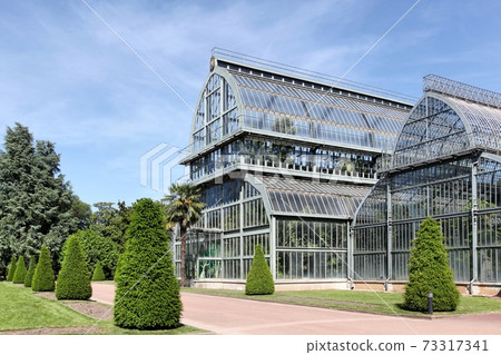 Greenhouse in park of the golden head in Lyon, France 73317341