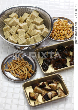 Shiki soup material Shiki soup material 73318132