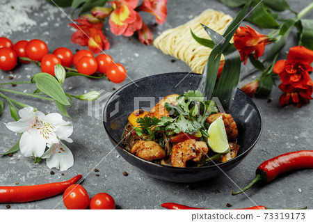 Japanese food: Soba noodles with chicken and vegetables 73319173